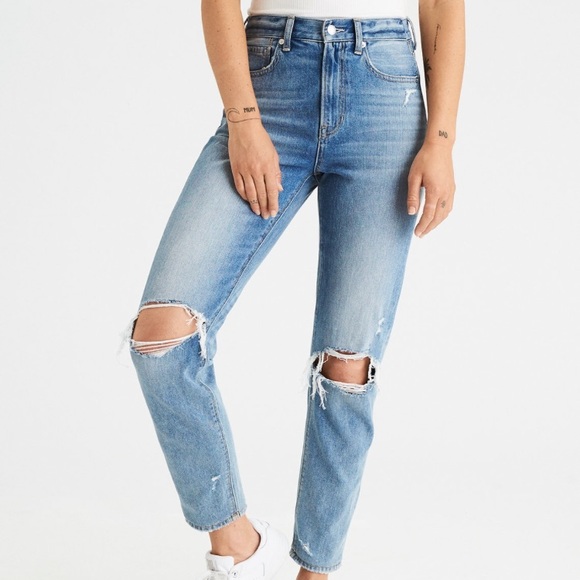 American Eagle Outfitters Denim - American Eagle mom jeans